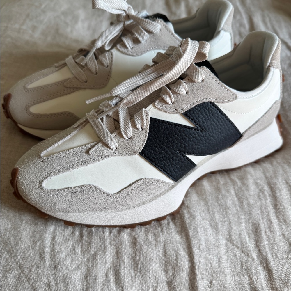 New Balance 327 Women's Sneakers - White, Black, Gum Bottoms